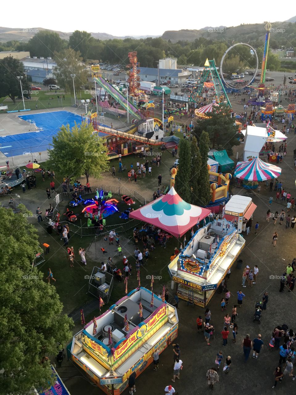 Vehicle, People, Many, Crowd, Group