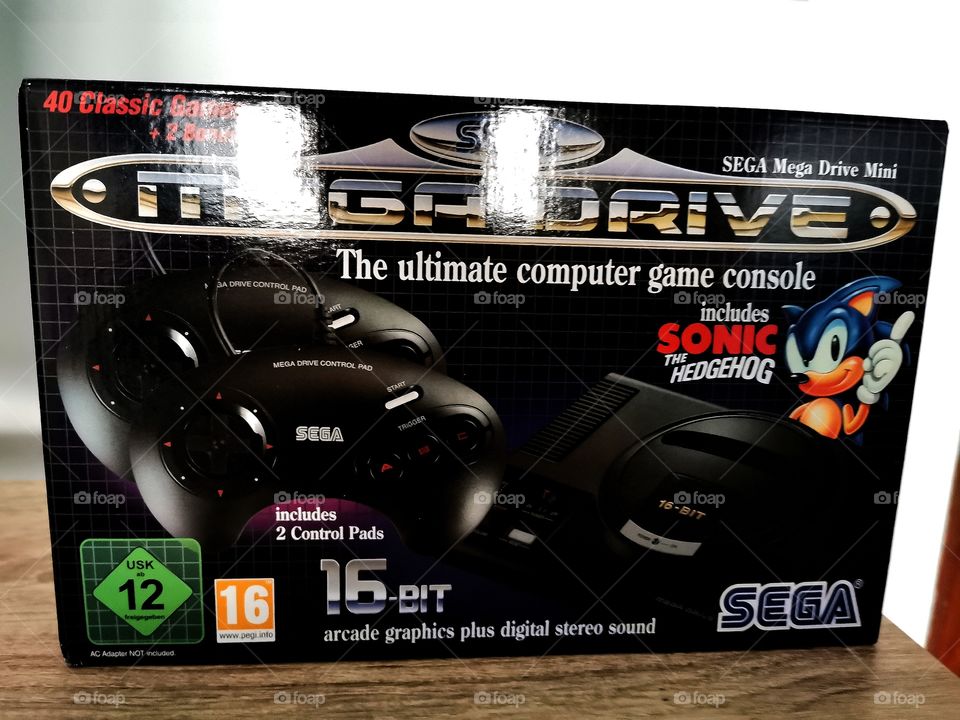 Consola Sega. Una consola que sin la menor duda marcó una época para muchos adolescentes en los años 90.