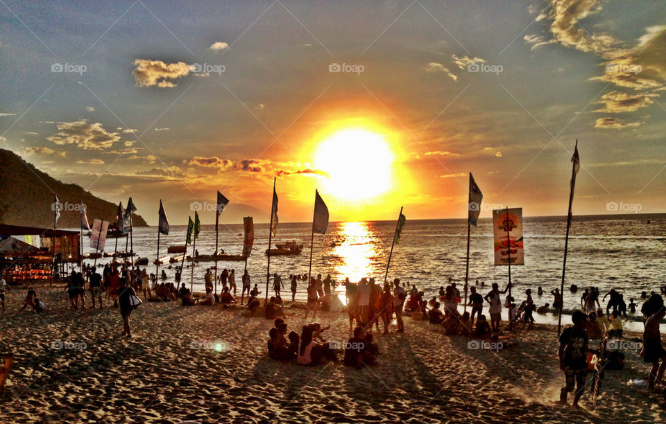 puerto galera by thepostman