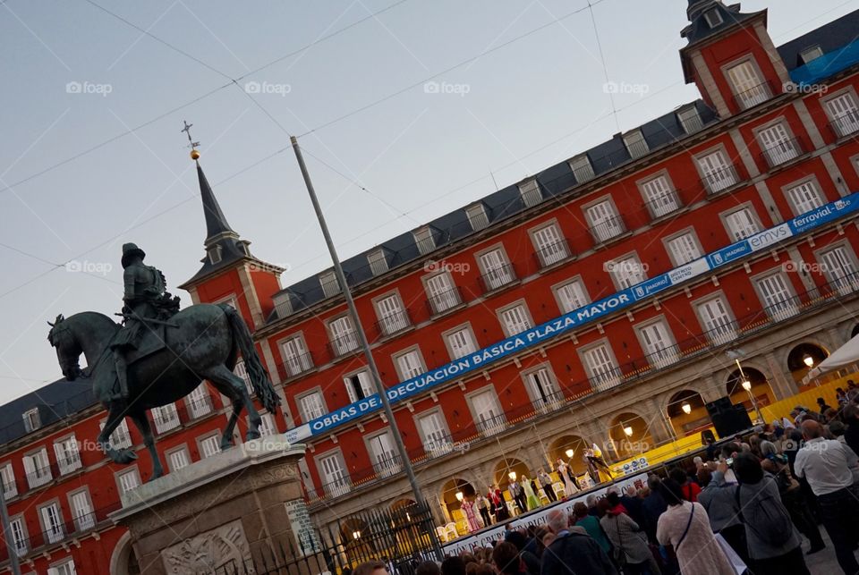 Dancing in Plaza Mayor for Dia de la Almudena, Madrid 