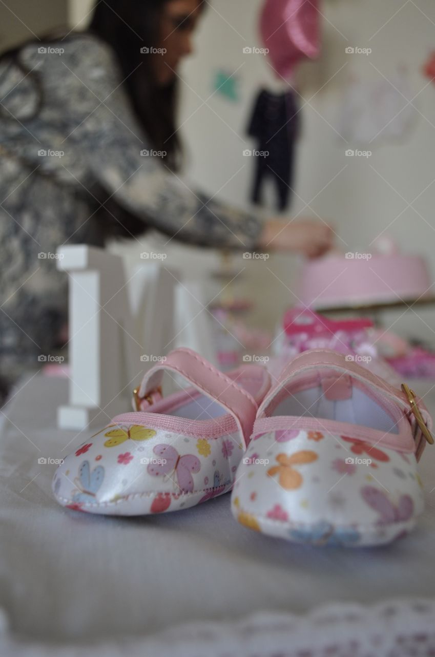 Mama baby, expecting a baby girl, shoes 