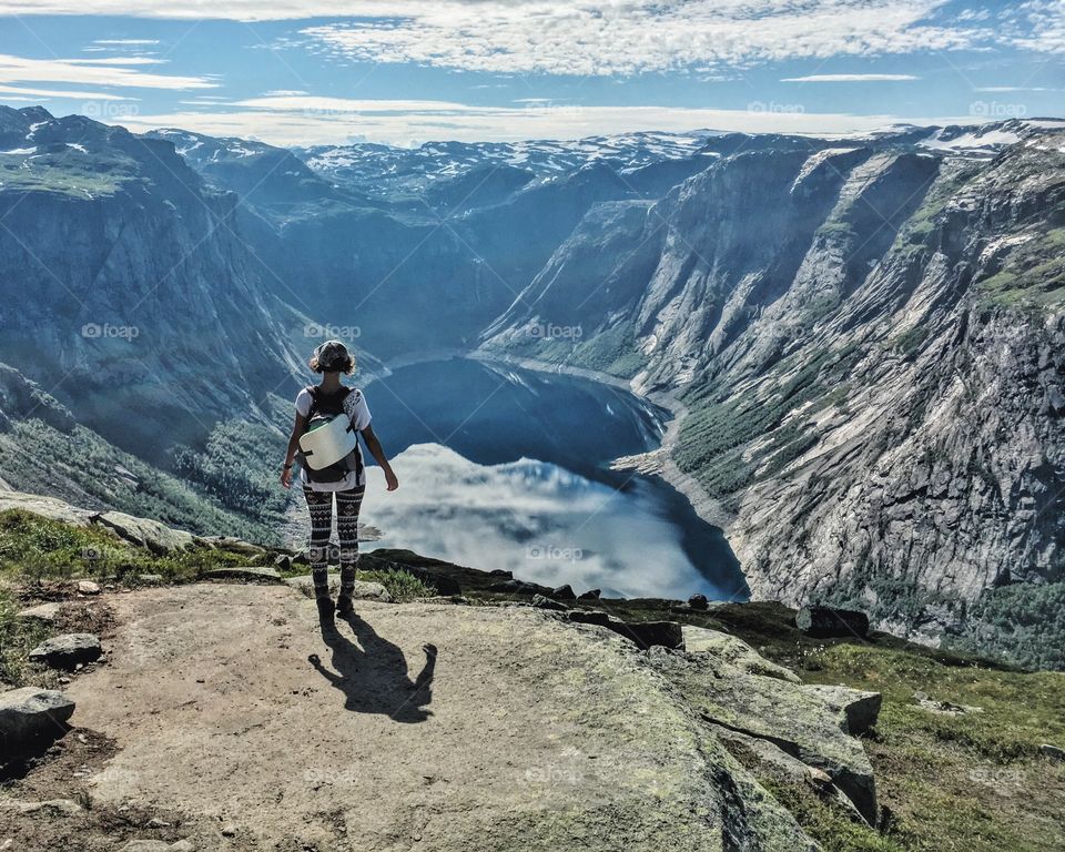 Hike to Trolltunga 