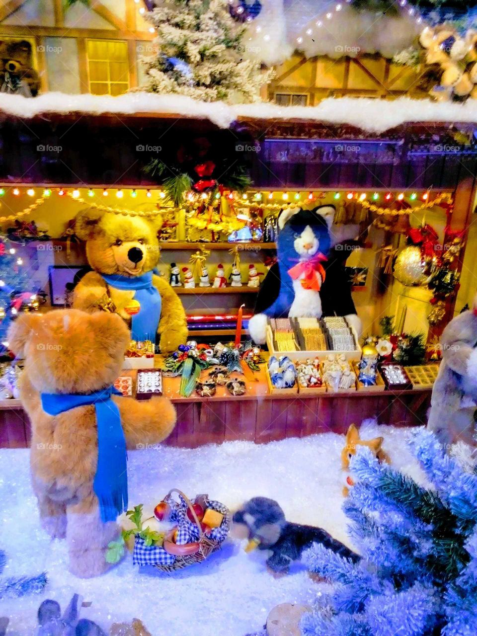 Teddyausstellung auf dem Weihnachtsmarkt.