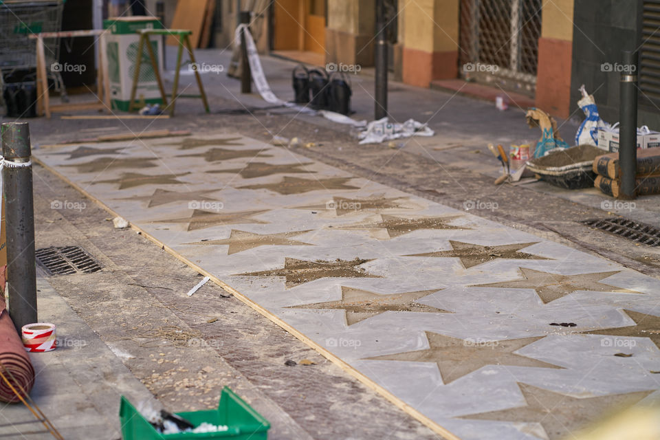 Ready for Fiestas de Gracia. Streets Decoration