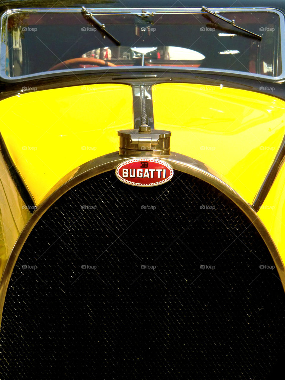 THE OLD YELLOW BUGATTI