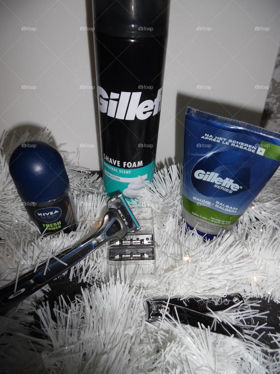 Gilette , vest, shaving foam, after shave balm, beard,