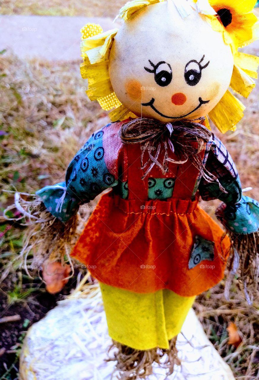 mini happy scarecrow