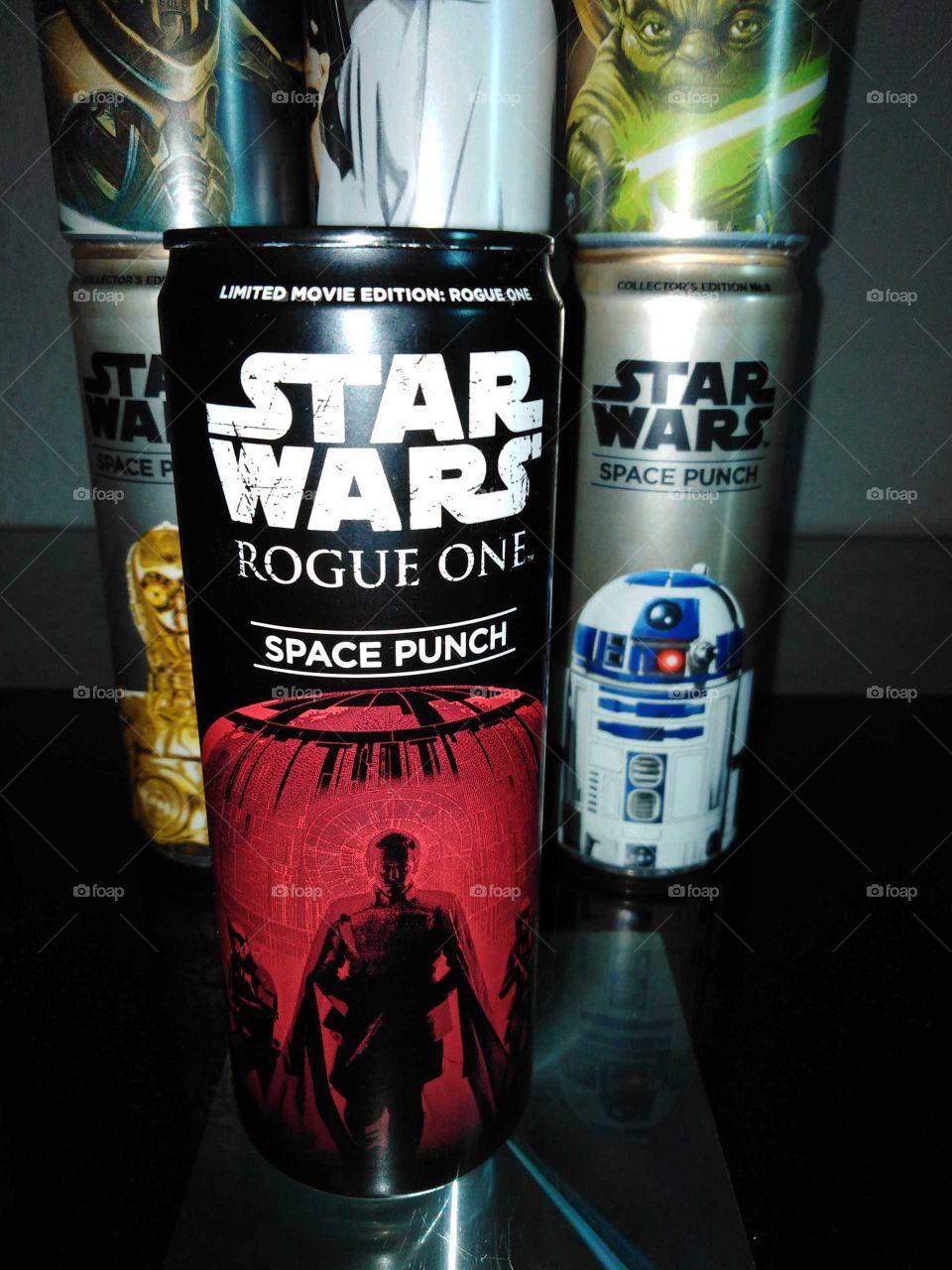 Sammlerstücke Energy Drinks im Star Wars Design