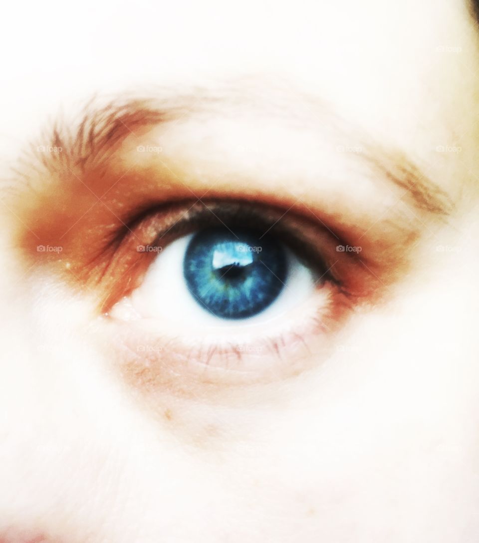Occhio blu