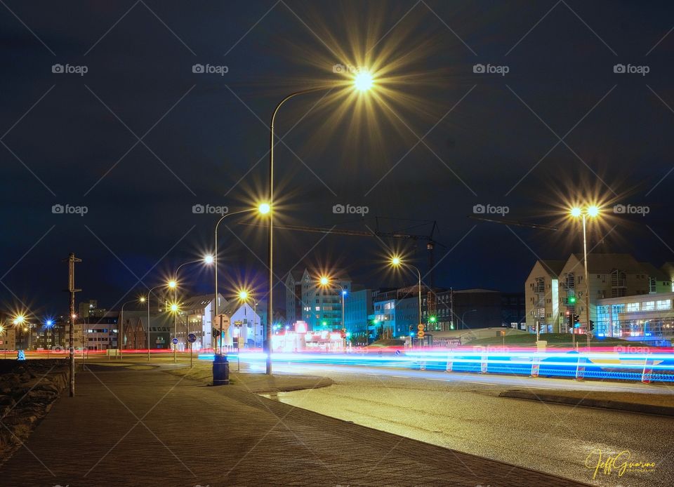 Nighttime adventures, the late night scene is alive and well shedding the dust off the workweek.  Sounds, lights, smells like fun is awaiting.