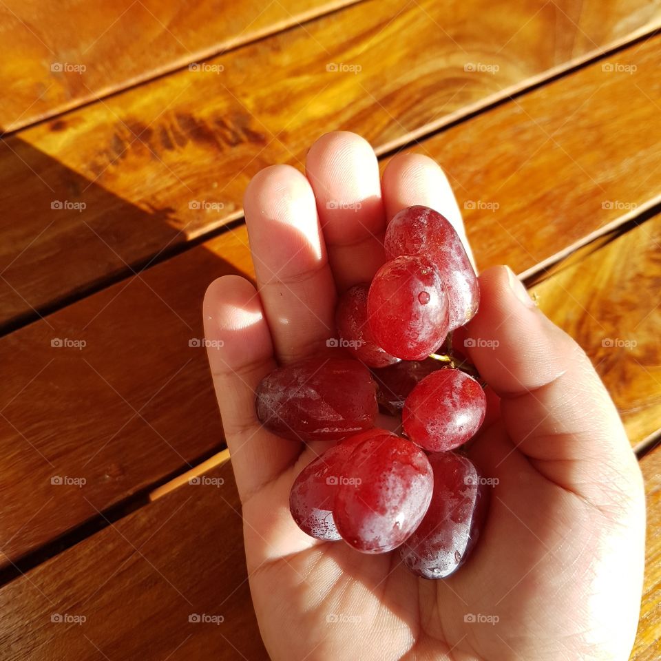 Grapes for sunny dayd like this!