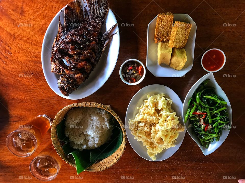 Traditional Sundanese Meneu