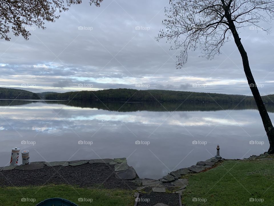 Early morning at the lake