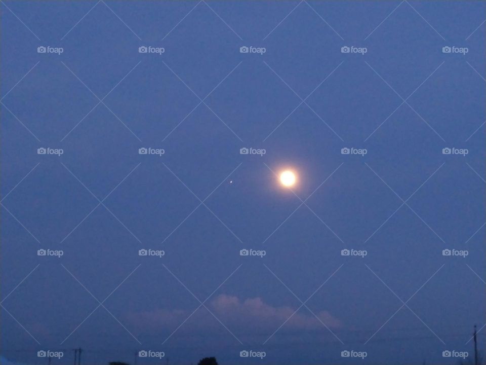 perfect combination of star moon and cloud ✨