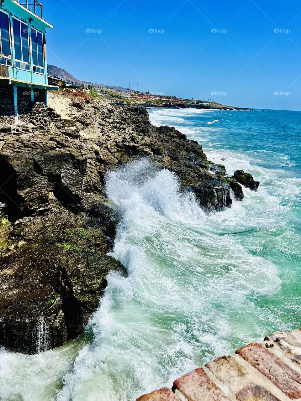 Coastline Waves