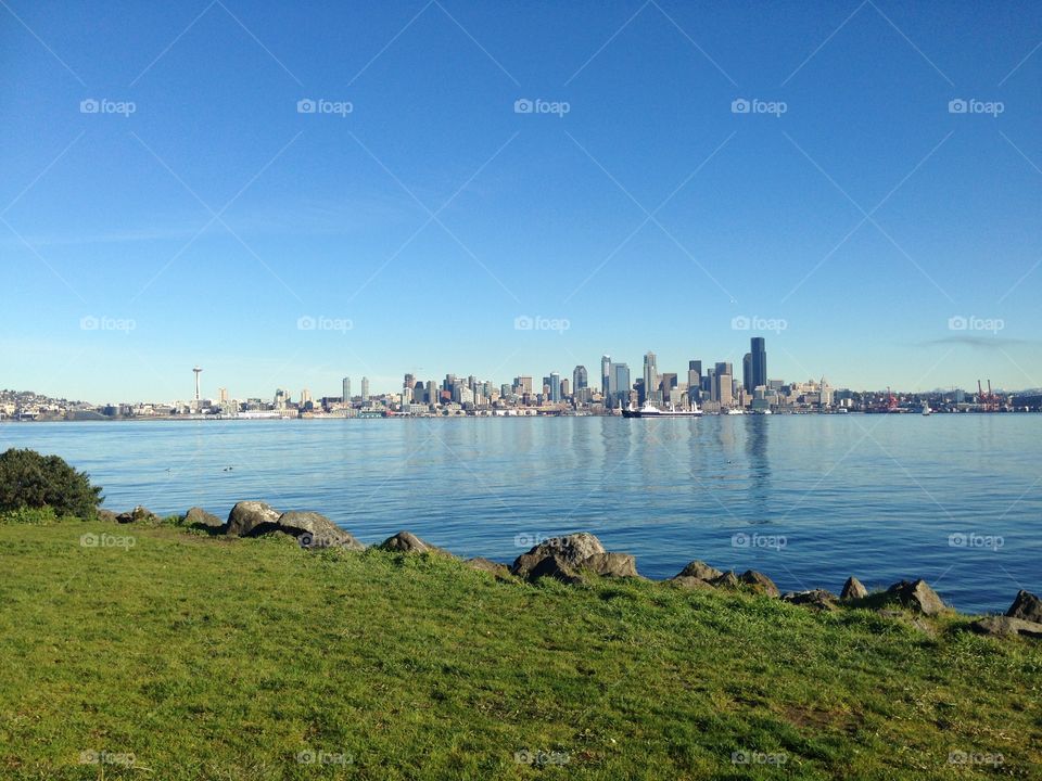 Sunny Seattle skyline 