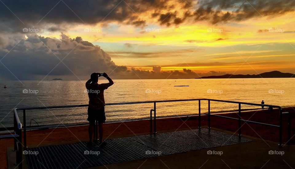 Sunlight of sunset, Dongtan beach.
