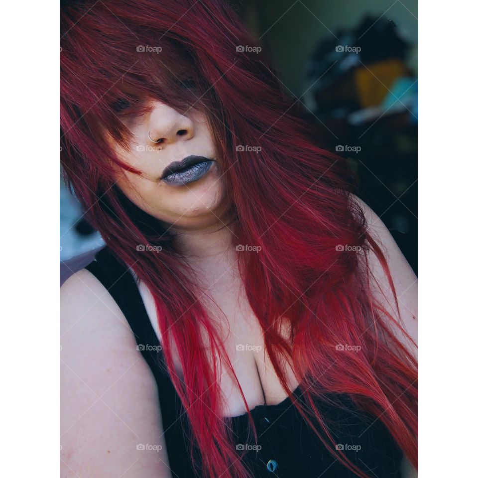 Fringe; there just to cover your face when you can't be bothered doing a full face.😌