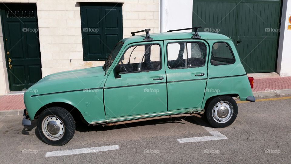 Still on the road. A little green Renault charmed me in Fornell,  Menorca