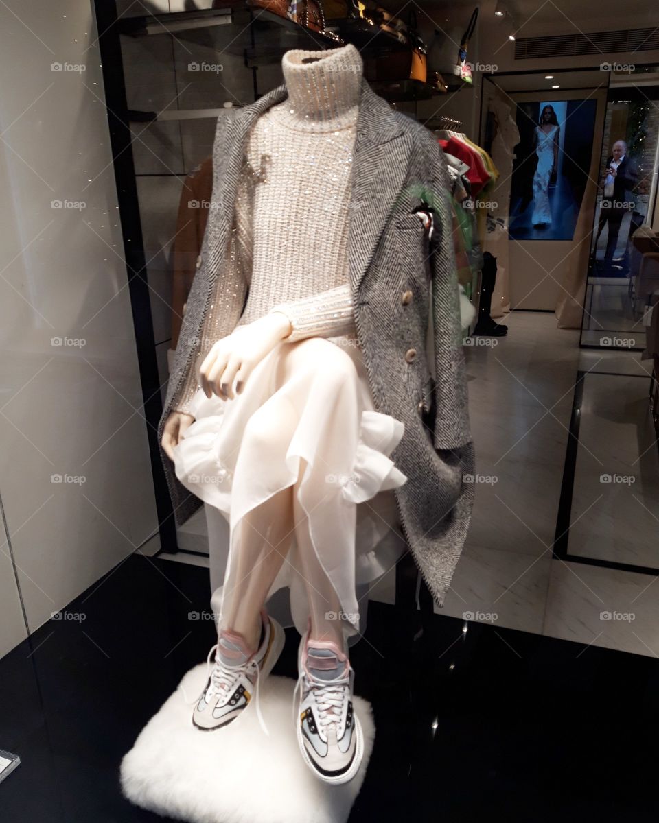 mannequin en vitrine