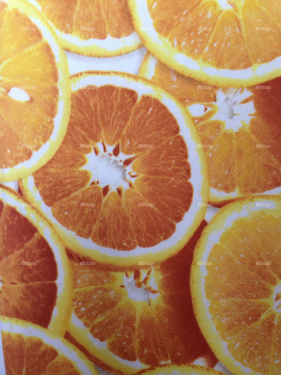 ORANGE IN SLICES