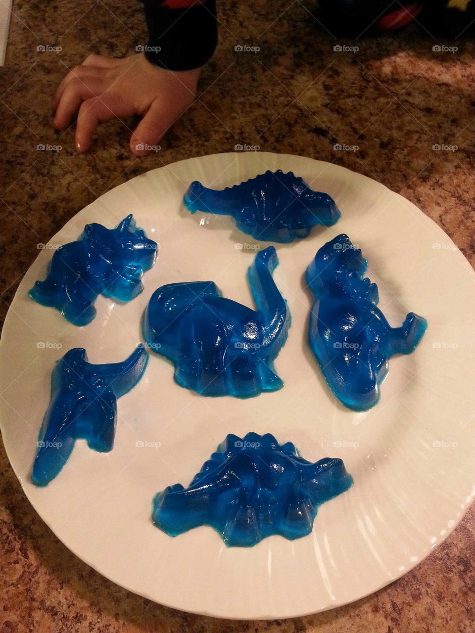 Dinosaur Blueberry Jello Jigglers!