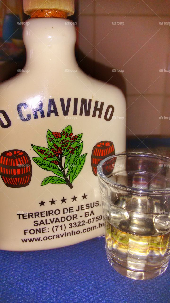 bebida cravinho cachaça