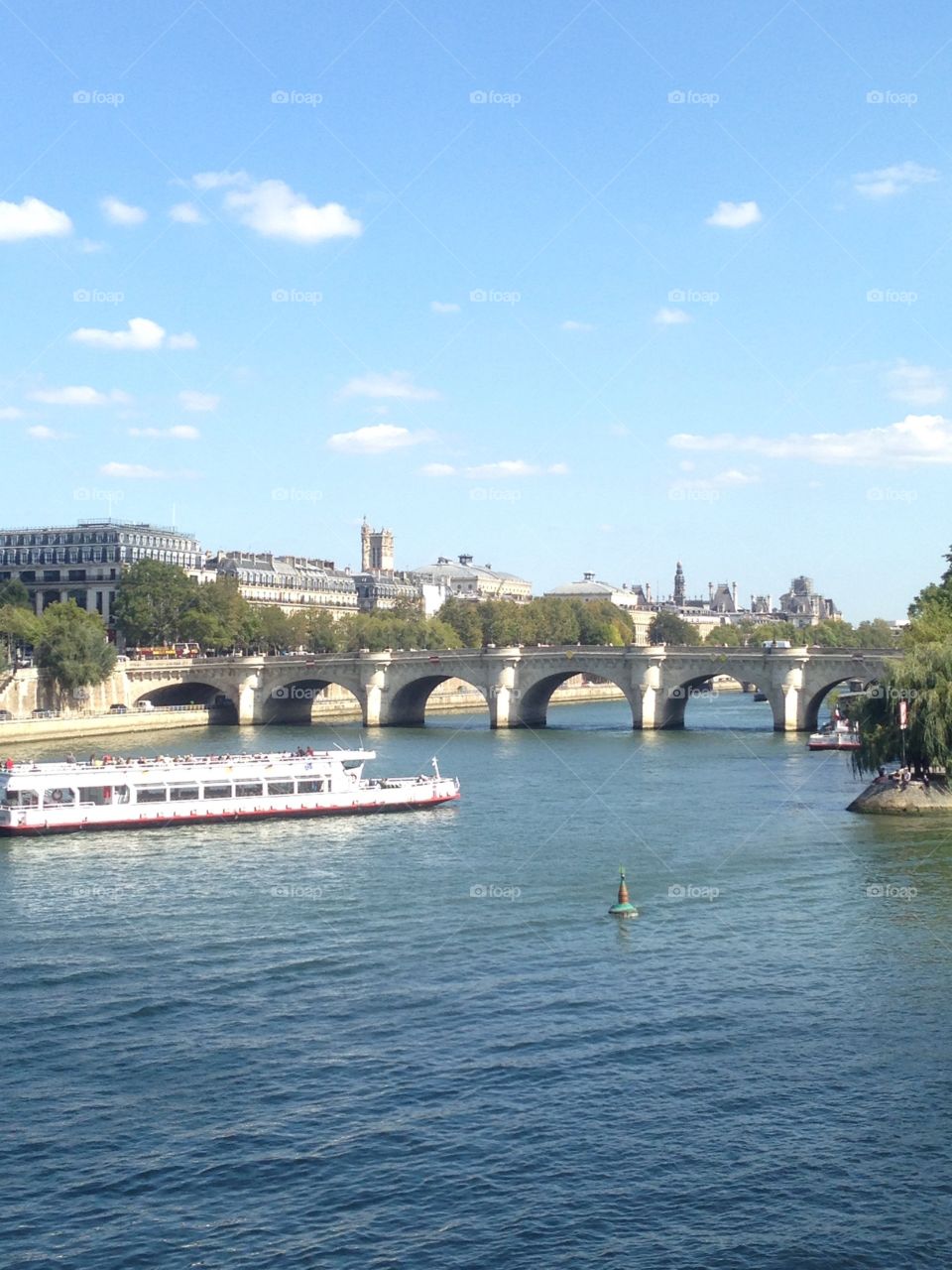 Boat on Seine