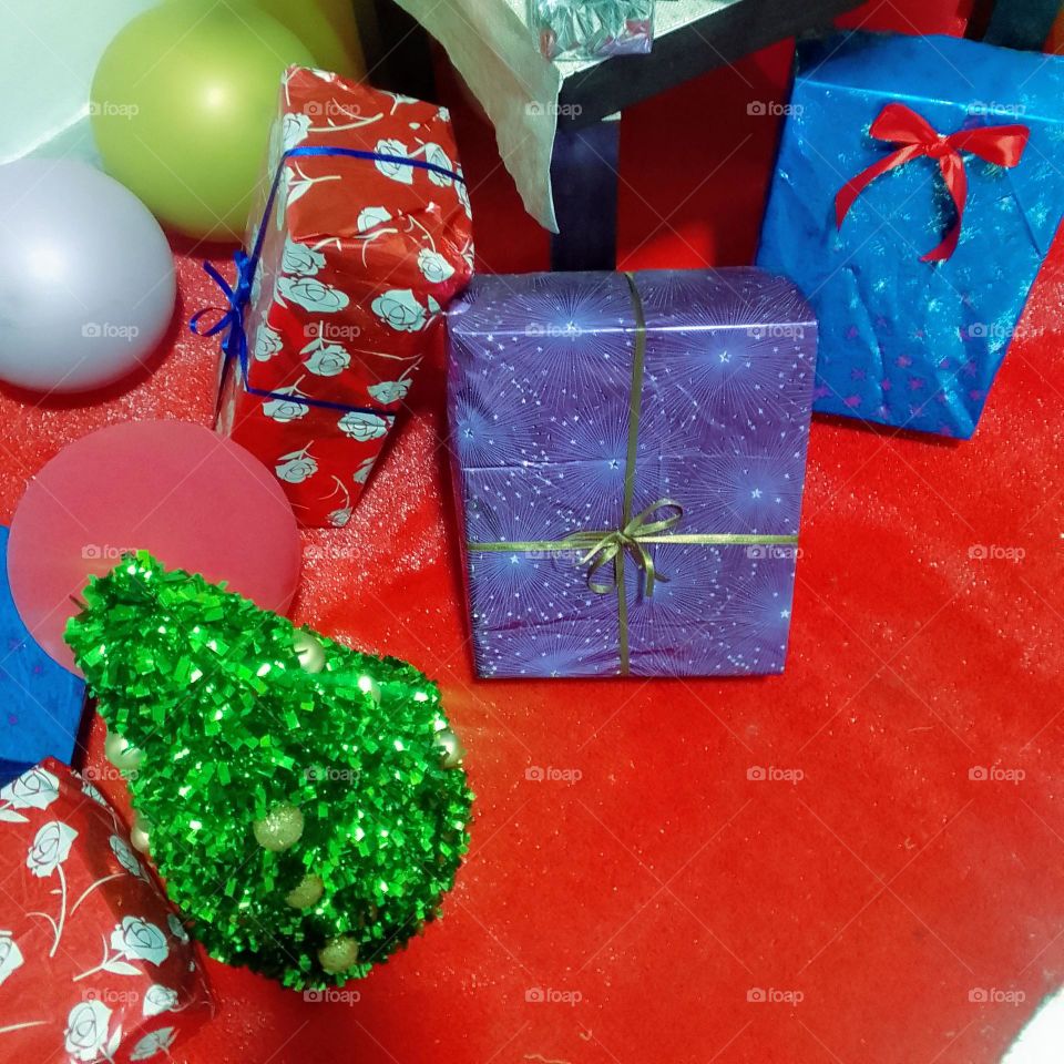 beautiful gifts , nice colors