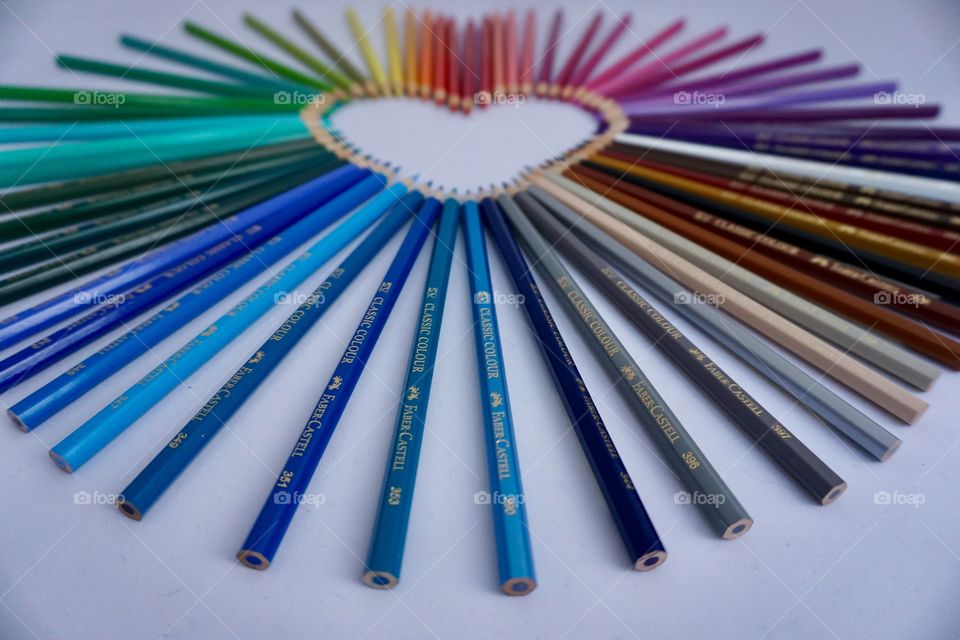 Faber-Castell pencil arrangement .. pencil points forming a loveheart shape.