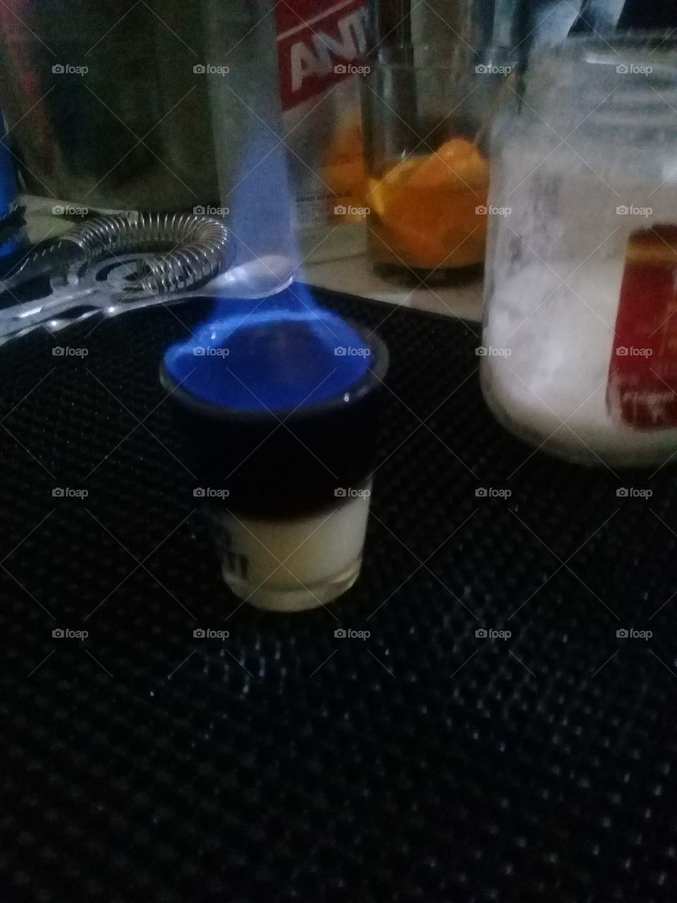 Mixing cocktail.