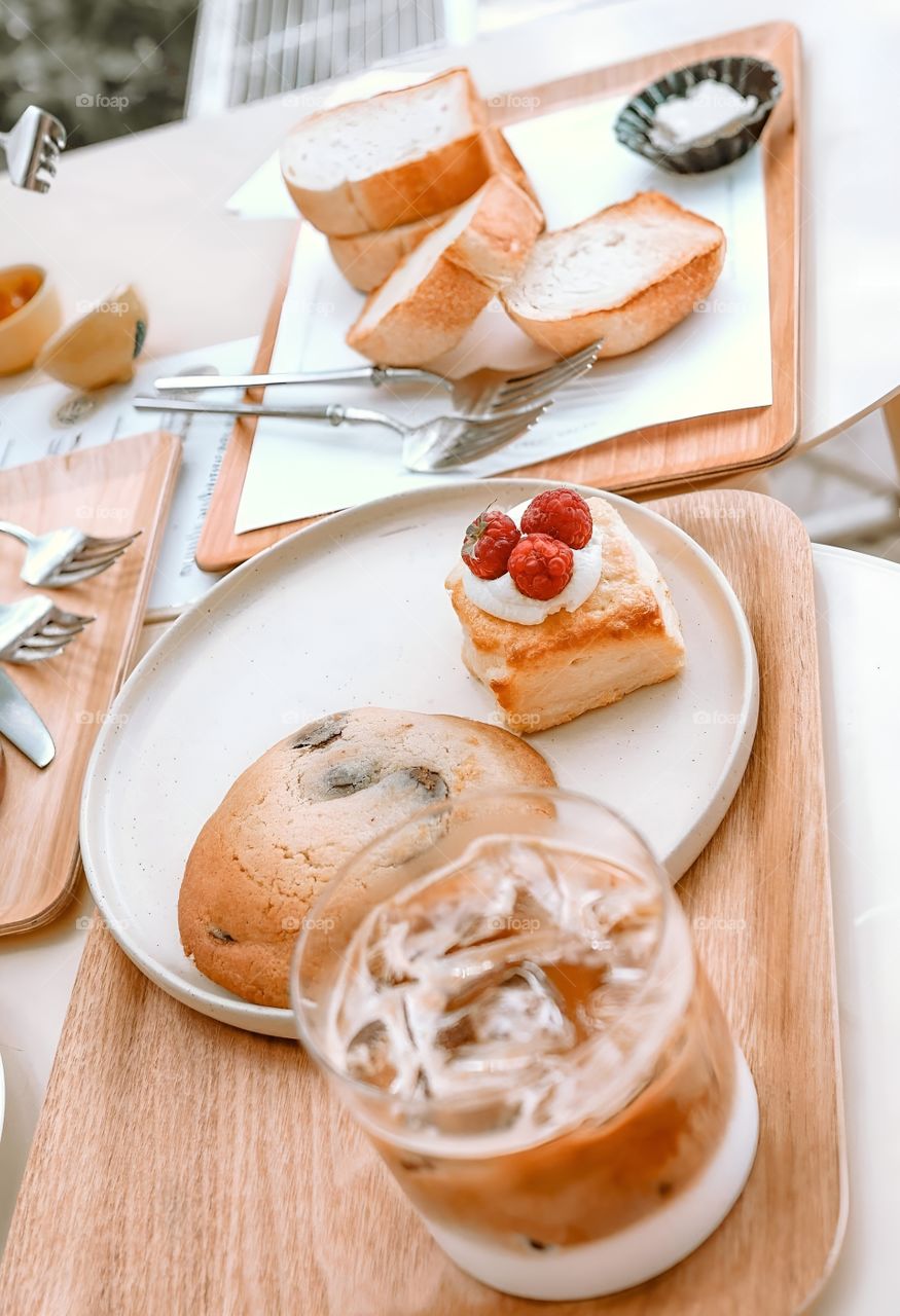 Bread and cake for breakfast