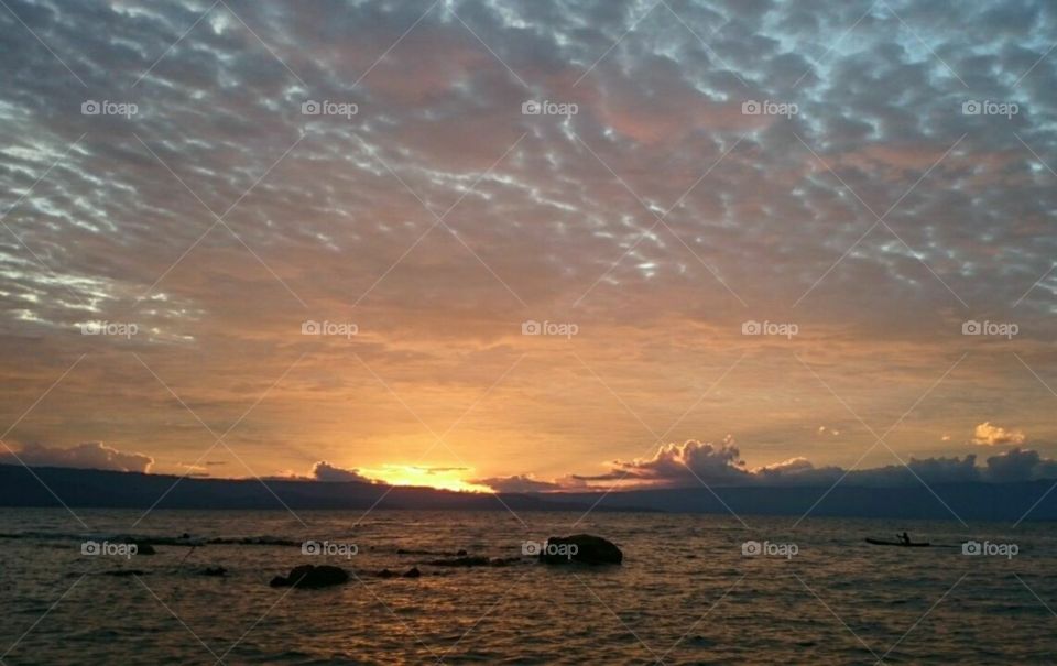 sunset lake toba