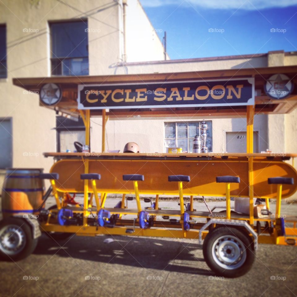 Cycle saloon 
