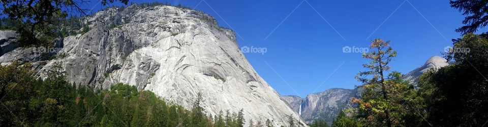 The HUGE granite domes of Yosemite are gorgeous!