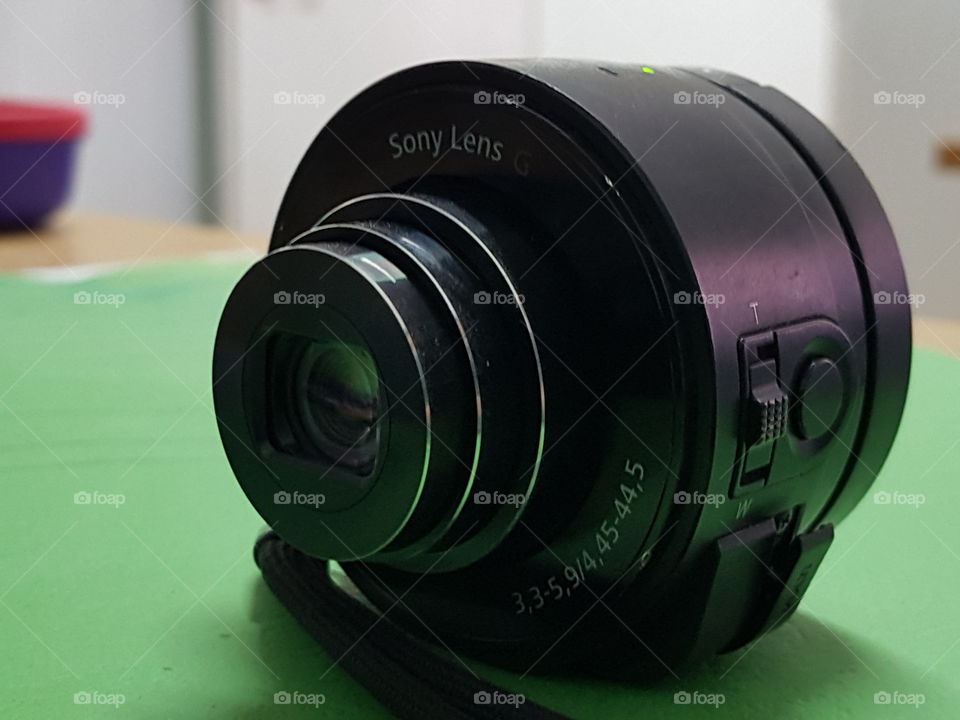 sony qx10