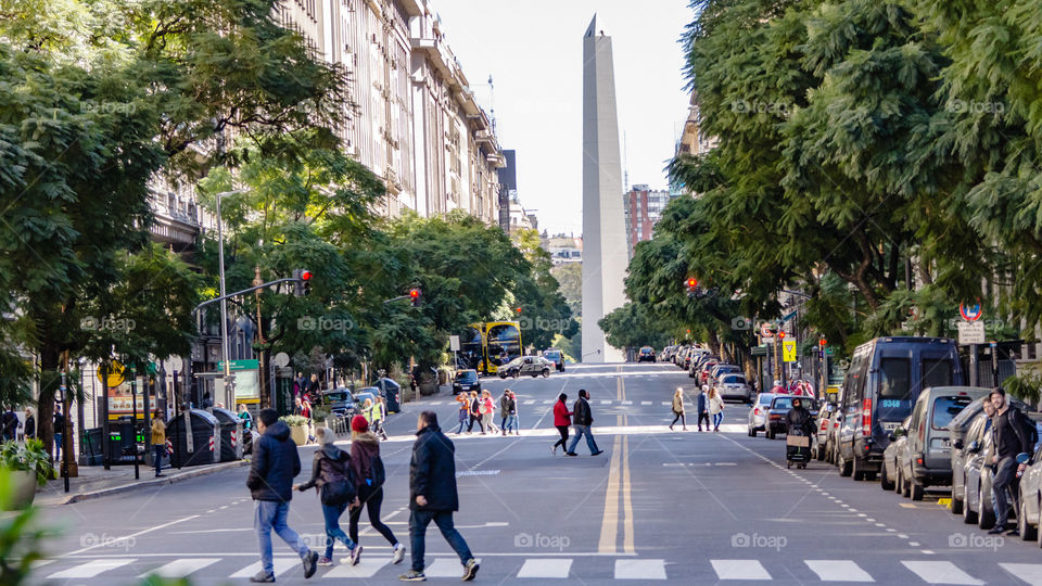 Por Av Pte Roque Sáenz Peña sentido el obelisco de la ciudad de Bs As