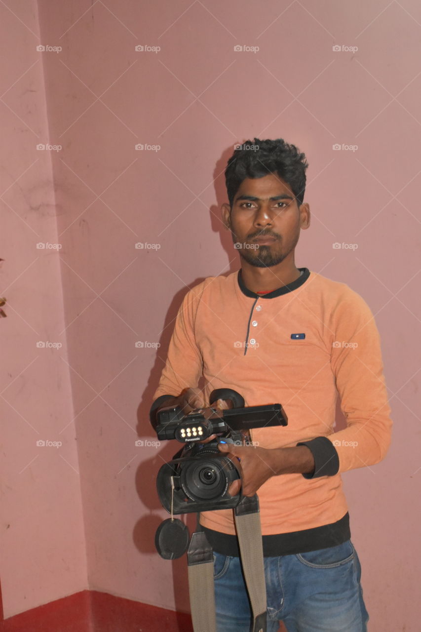 Cameraman Mukesh Kumar