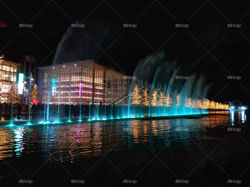 Stauros Niarxos foundation!