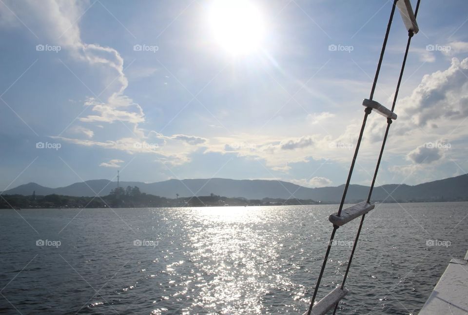 Passeio de barco na lagoa da Conceição em Florianópolis