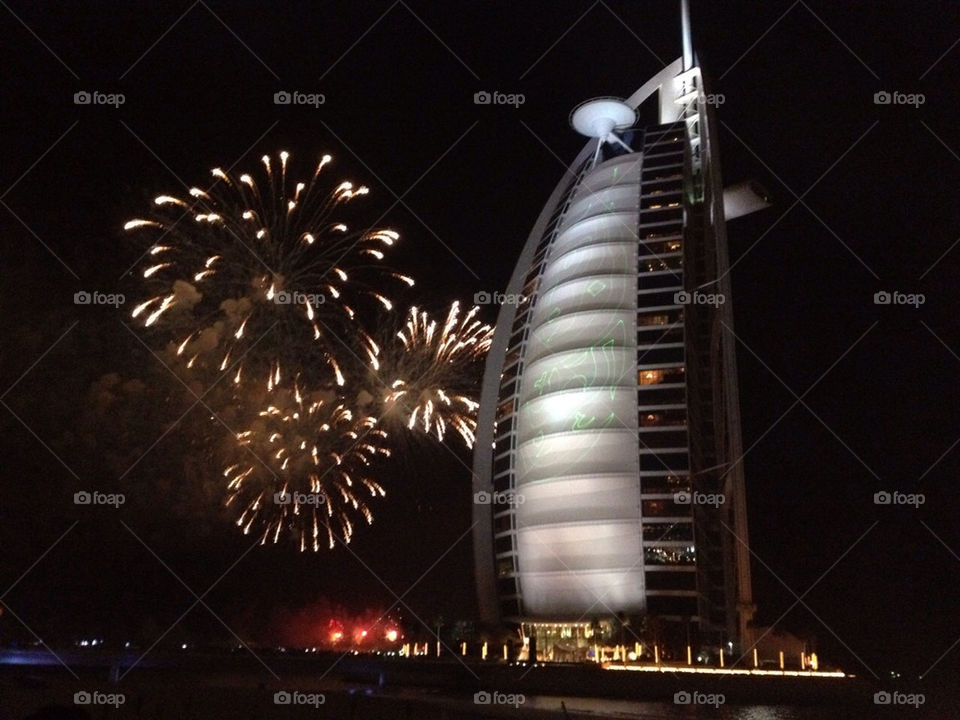 Footage caught on New Years Eve in 2012 of the stunning Burj Al Arab