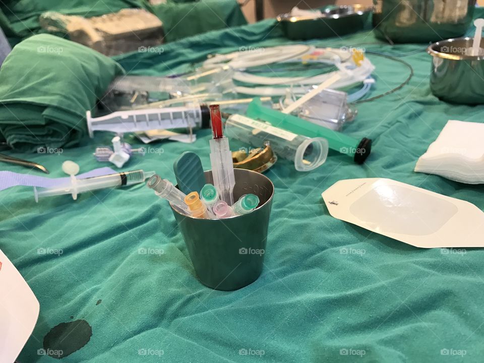 Many used needle in stainless cup after operation in hospital