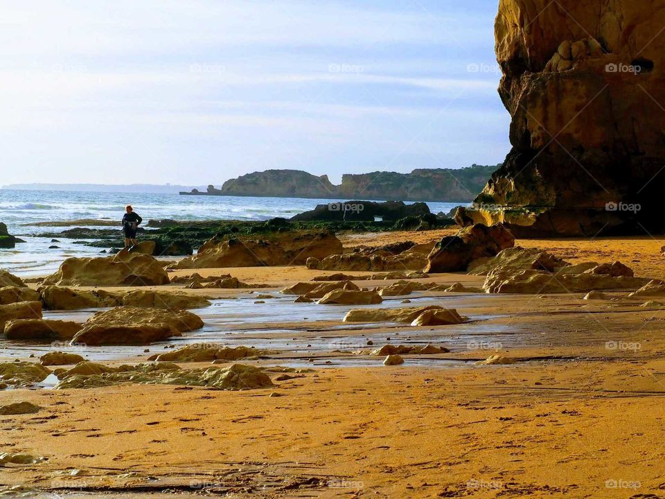 Beach... Rocks... Stones...
