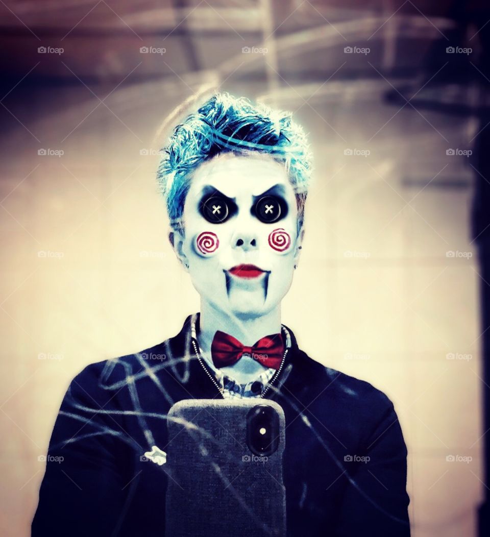 Halloween Selfie, Halloween Party, Halloween Costume, Dressing Up For Halloween, Horror Movies, Scary Make Up, Saw Movie Costume, Dark Secrets, Nightmare