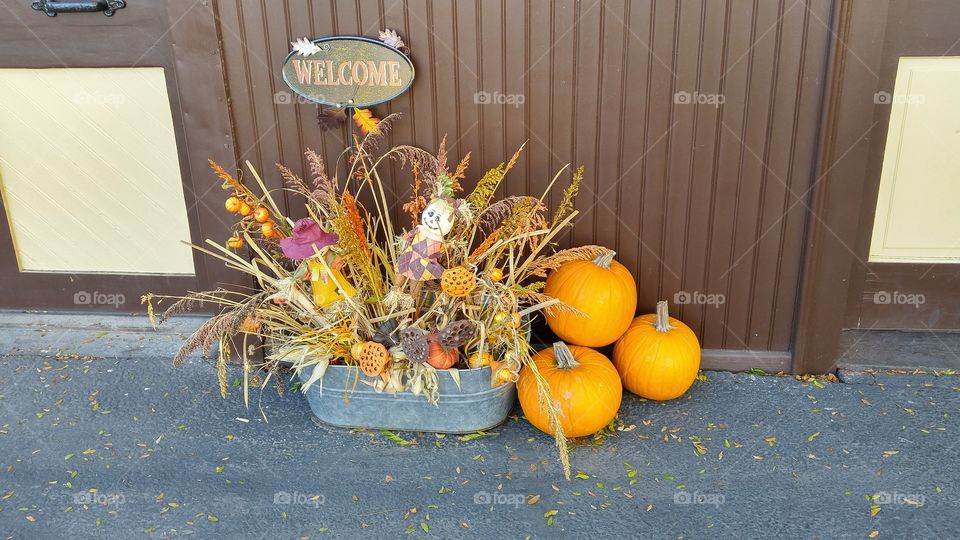 Halloween decorations - fall decorations with three pumpkins