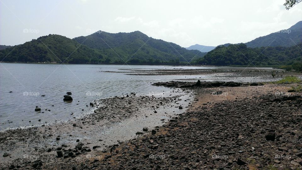 Lai Chi Wo coastline