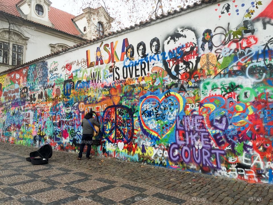 Freedom wall musician 