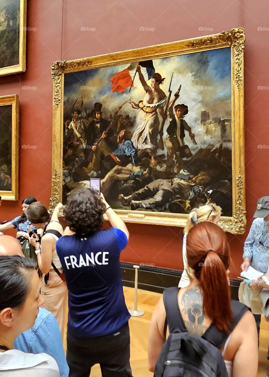 la liberté guidant le peuple