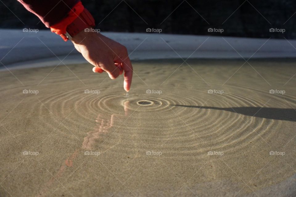 Water#sand#circles#hand#finger