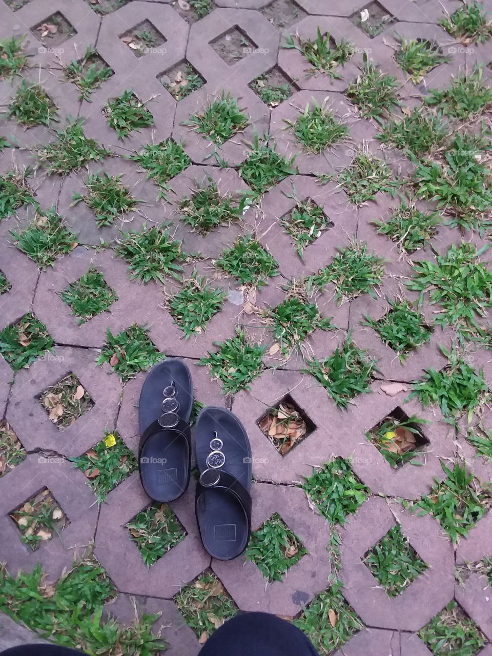 ground footsteps